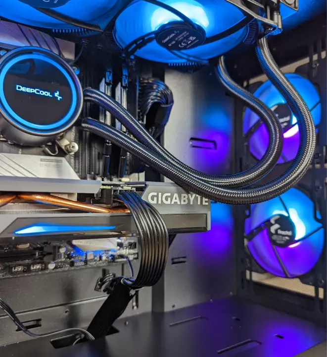 Frontier Gaming PC - Competition - Ryzen 5 5600G, RX6600, 500GB SSD