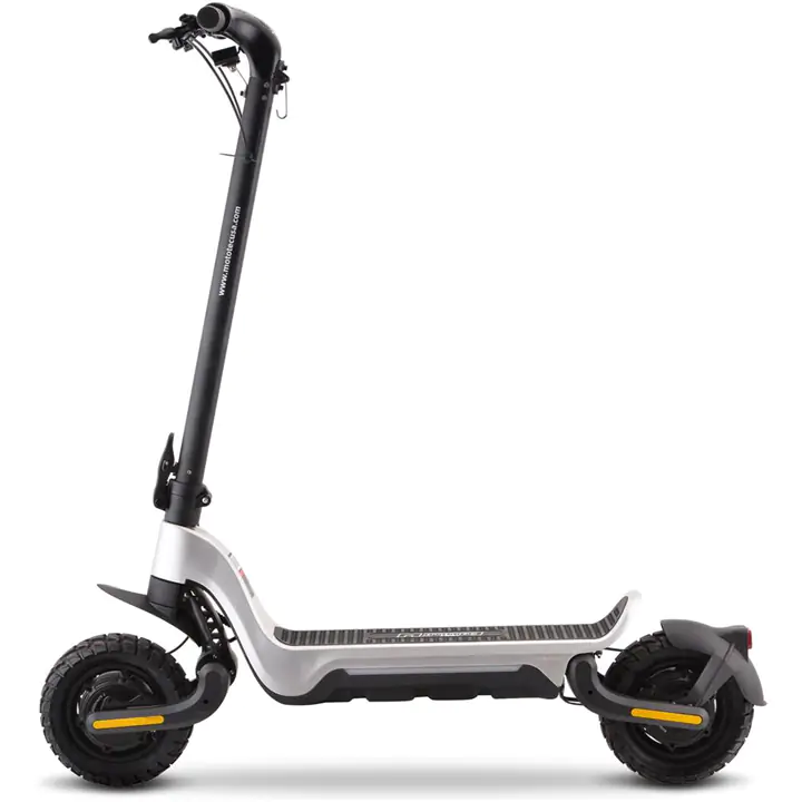Unleash Fury: 1000W Dual Motor Off-Road Scooter!