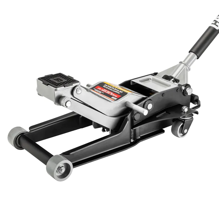 CAT 2,041 kg (4,500 lb) Low-Pro?le Jack